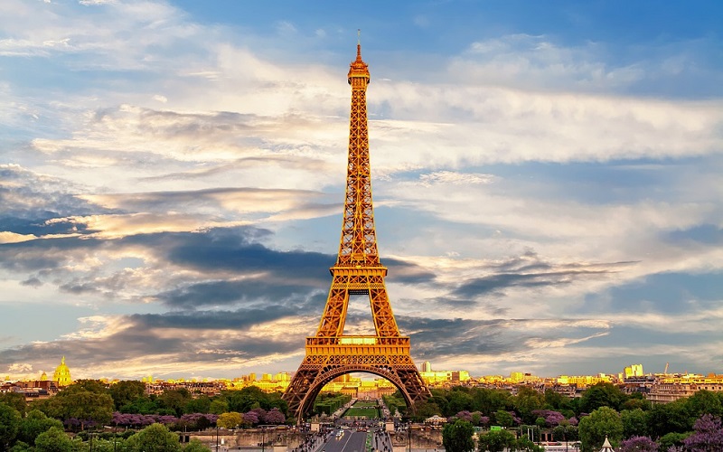 Sedam svjetskih čuda i ostala svjetska čuda gradnje - Eiffelov toranj u Parizu